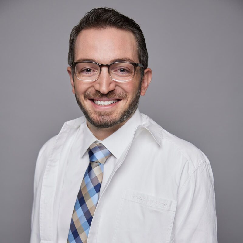 Dr. Dominic D'Orazio, Contributing Doctor for Warby Parker
